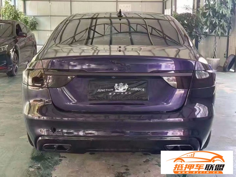  16年捷豹XF轎車 