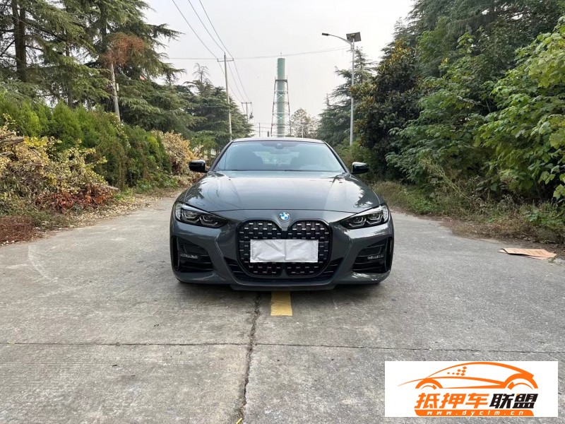  22年寶馬4系轎車 