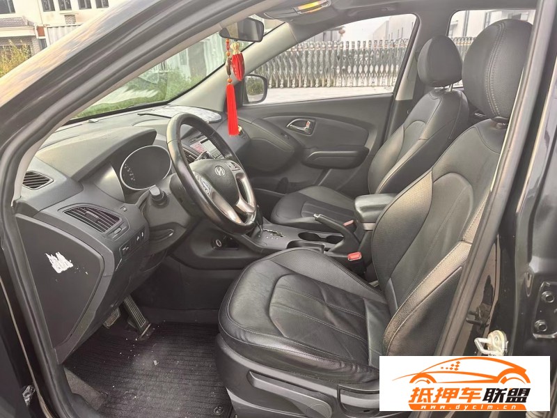  15年現(xiàn)代ix35SUV 