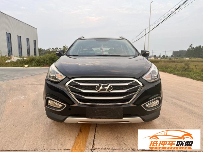  15年現(xiàn)代ix35SUV 