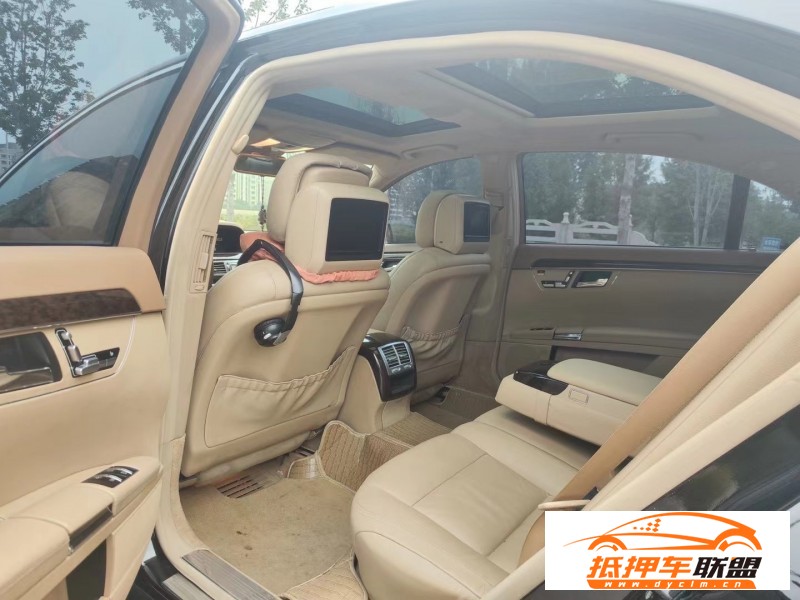  13年奔馳S轎車 
