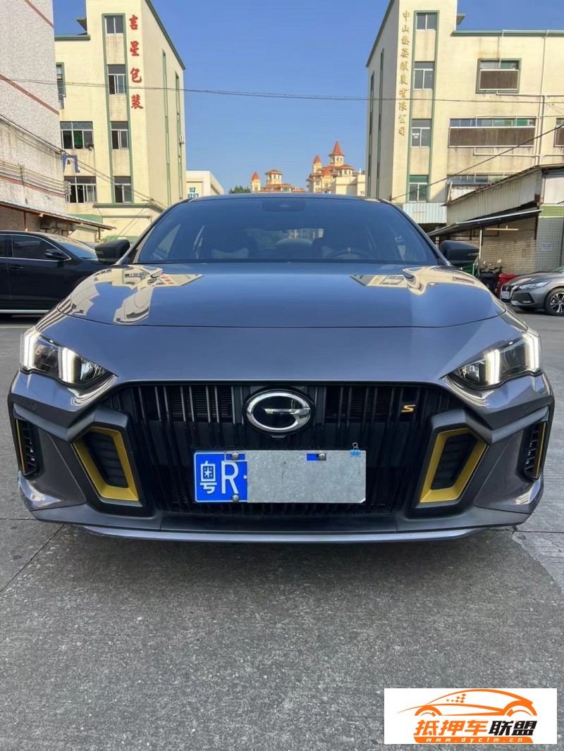  22年傳祺影豹轎車 