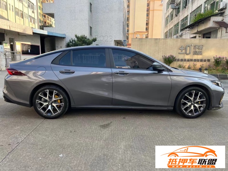  22年傳祺影豹轎車 