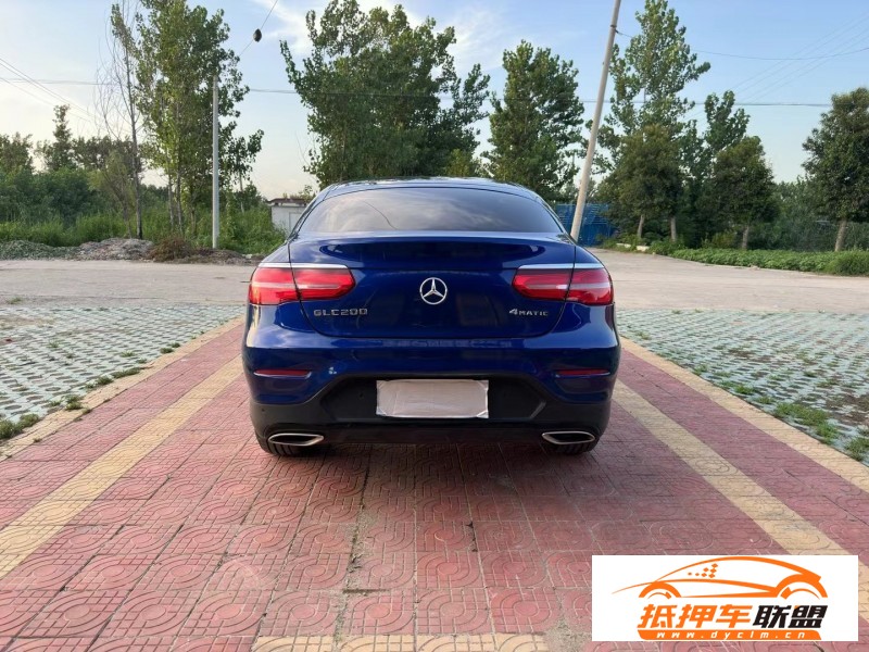  17年奔馳GLC轎車 