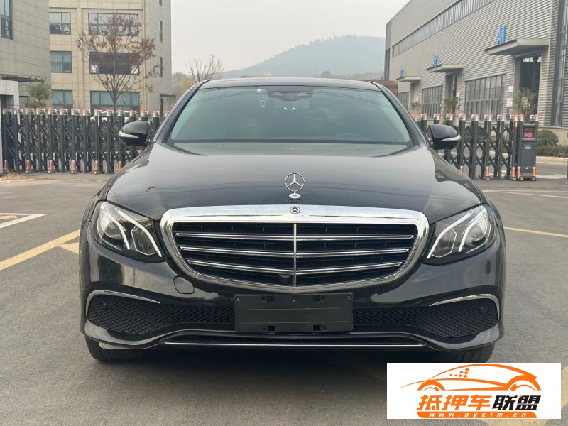  20年奔馳E轎車 