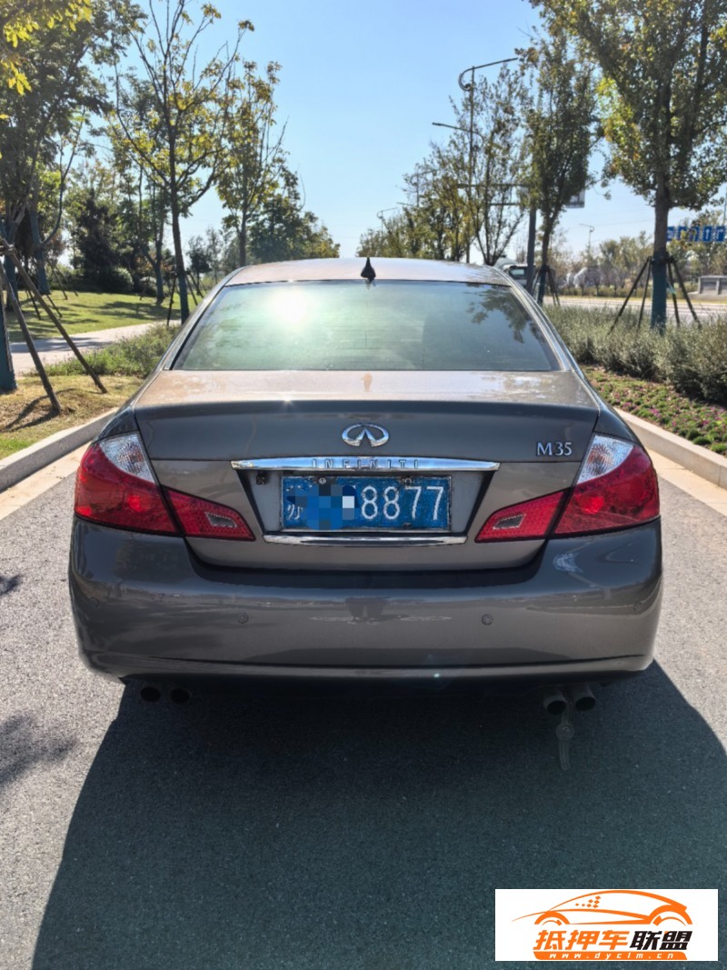  10年英菲尼迪M35轎車 