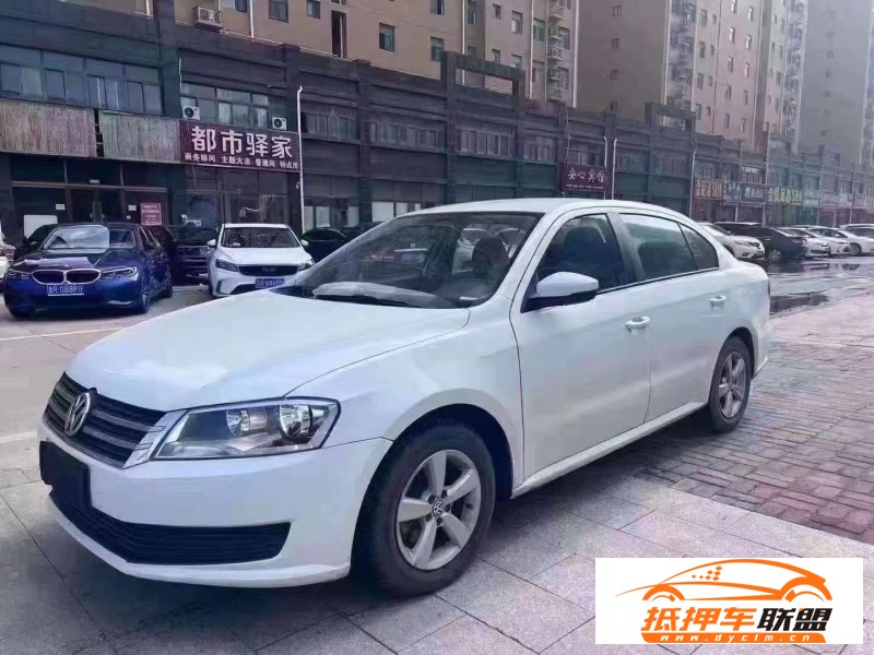  13年大眾朗逸轎車 