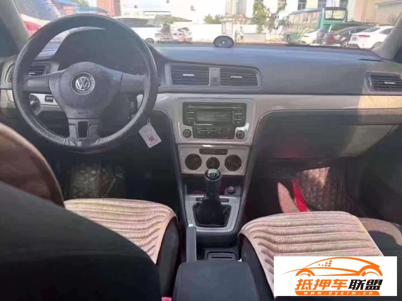  13年大眾朗逸轎車 