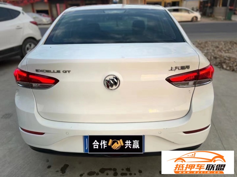  21年別克英朗轎車 
