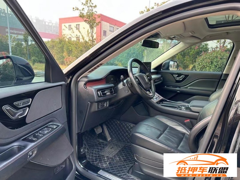  21年林肯飛行家轎車 