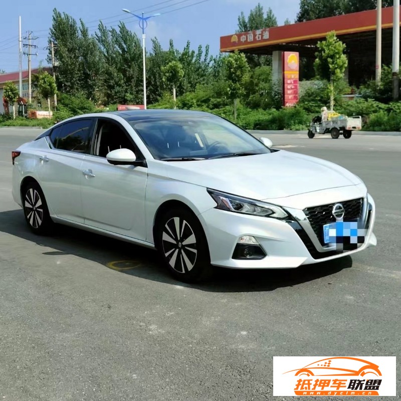  22年日產(chǎn)天籟轎車 
