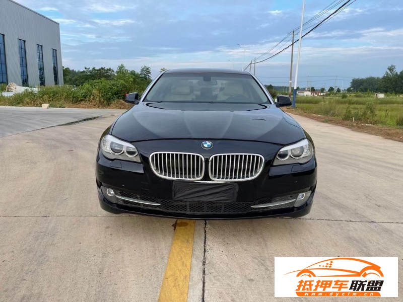  11年寶馬5系轎車 