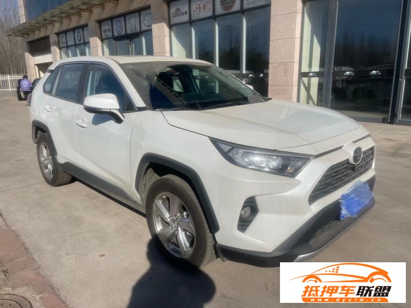  22年豐田RAV4榮放SUV 