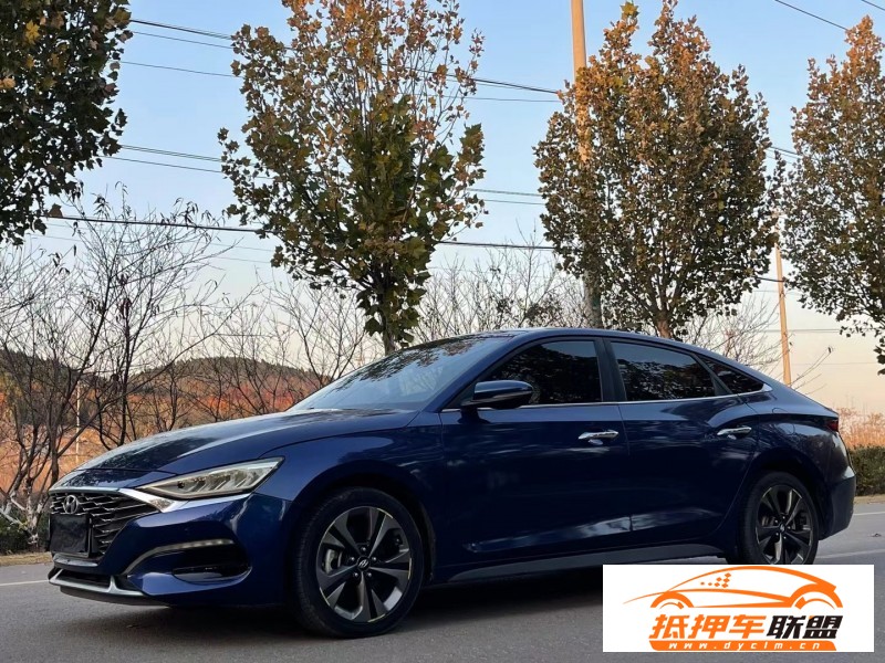  19年現(xiàn)代菲斯塔轎車 
