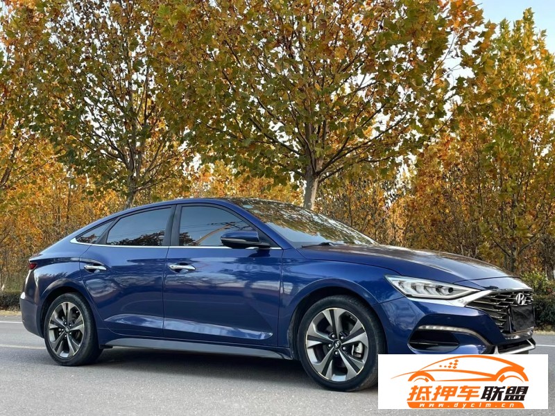  19年現(xiàn)代菲斯塔轎車 