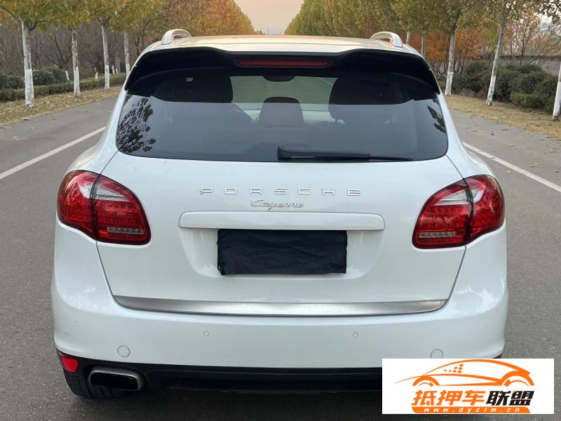  13年保時(shí)捷卡宴SUV 