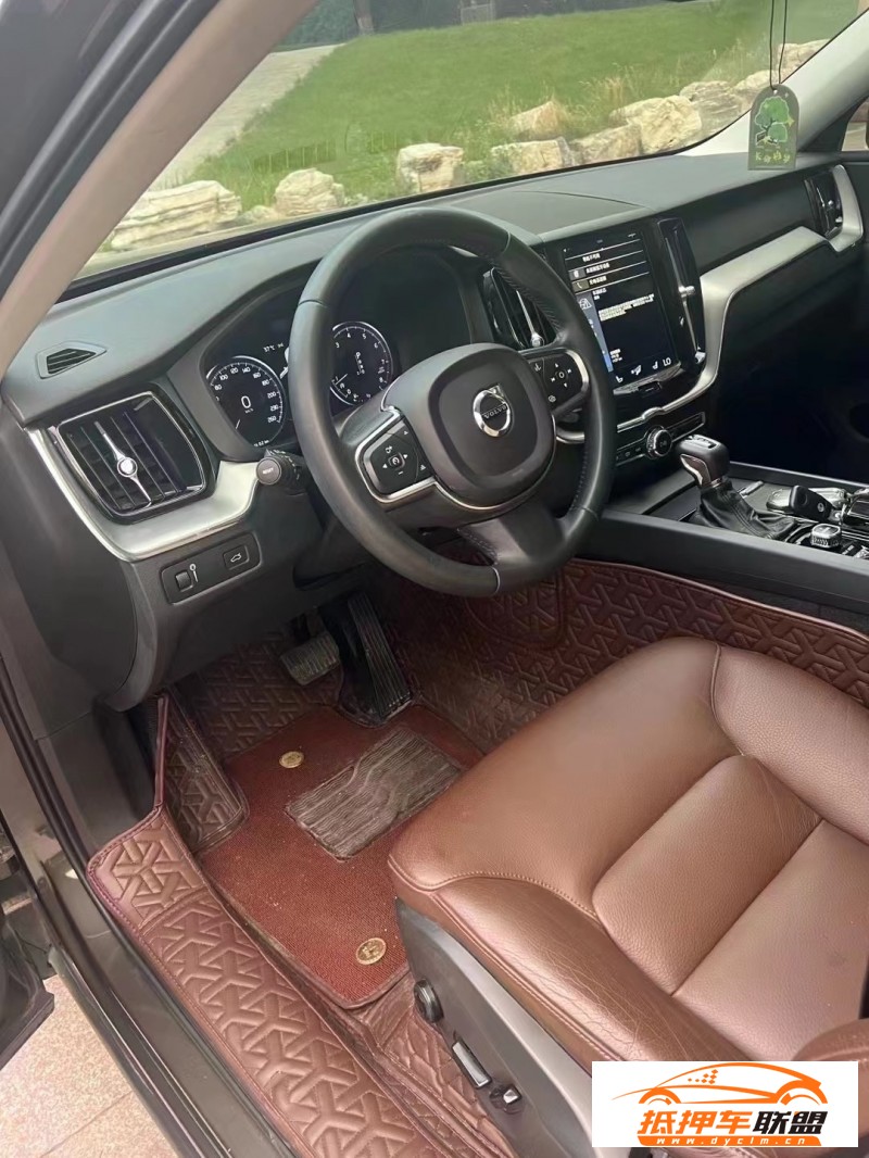  19年沃爾沃XC60轎車 