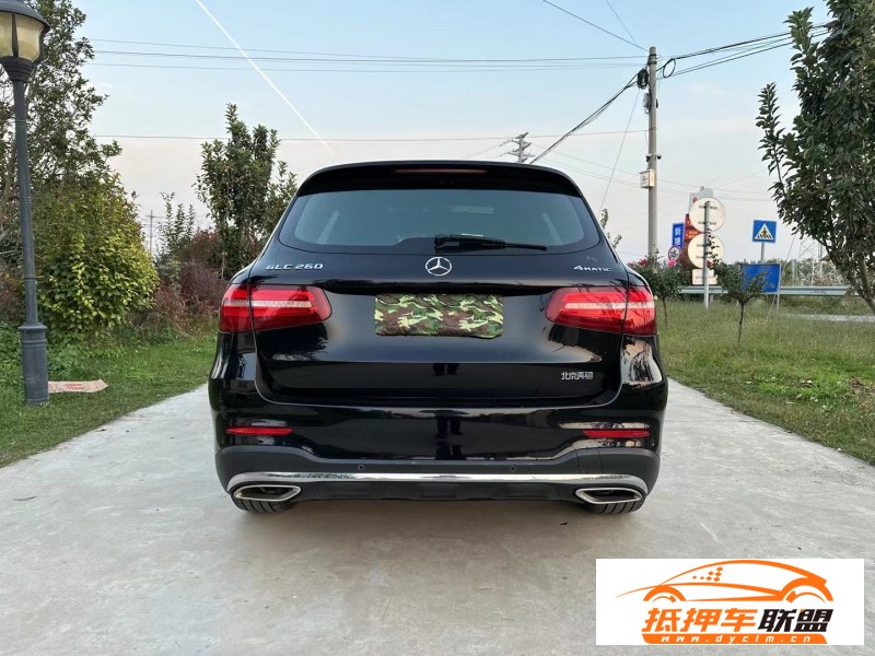  17年奔馳GLC轎車 