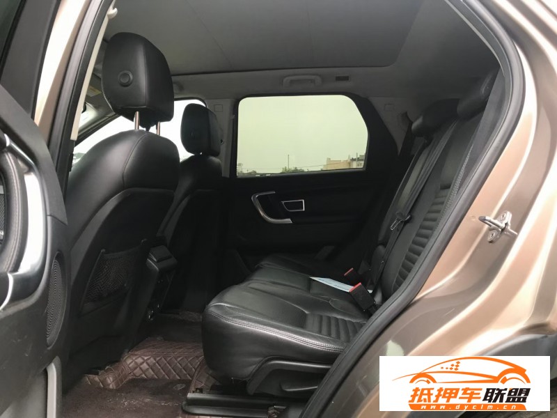  15年路虎發(fā)現(xiàn)神行轎車 
