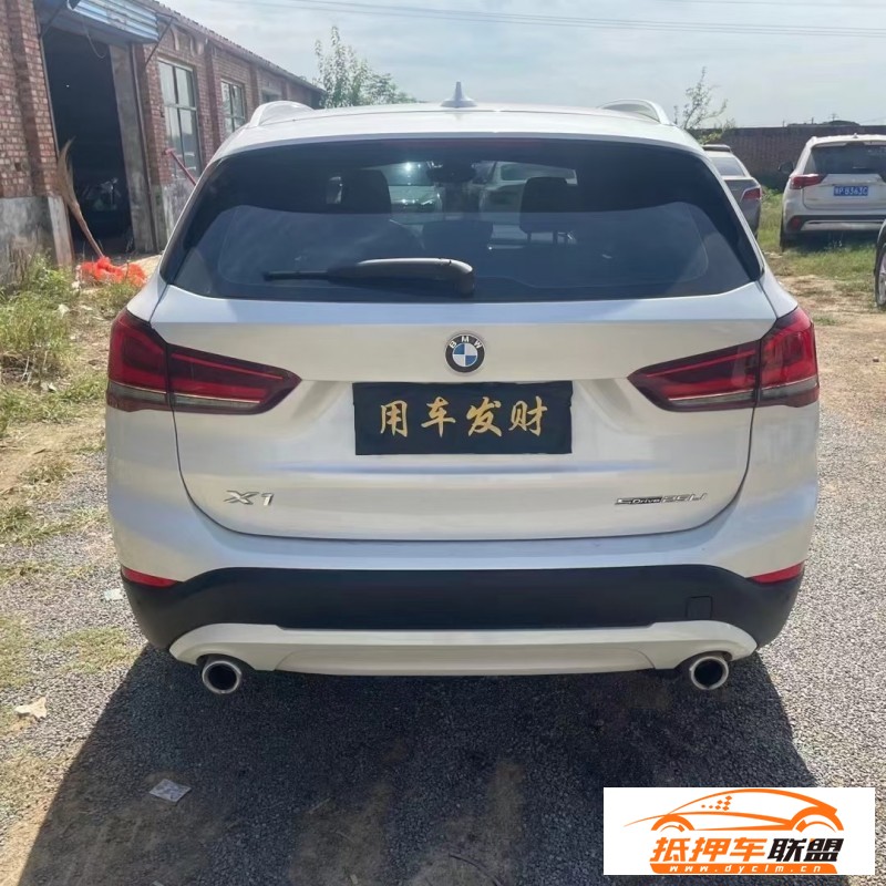  21年寶馬X1SUV 