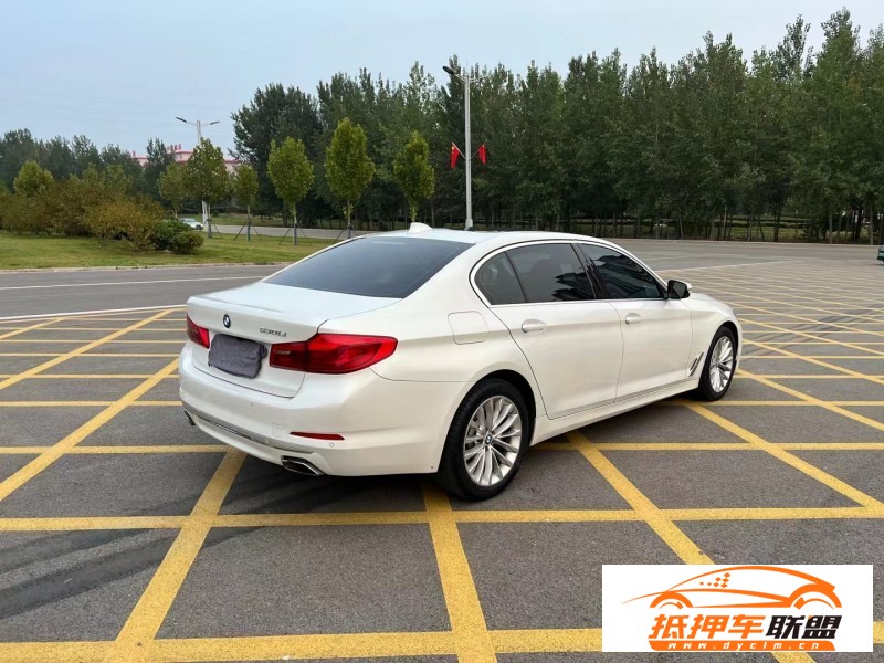  19年寶馬5系轎車 