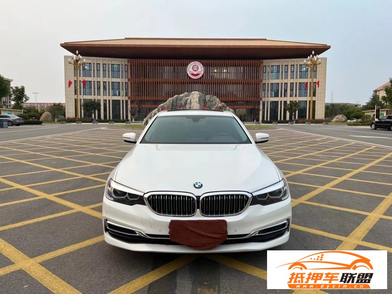  19年寶馬5系轎車 