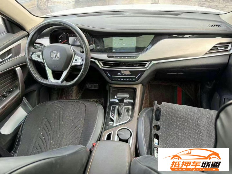  20年長(zhǎng)安CS35SUV 