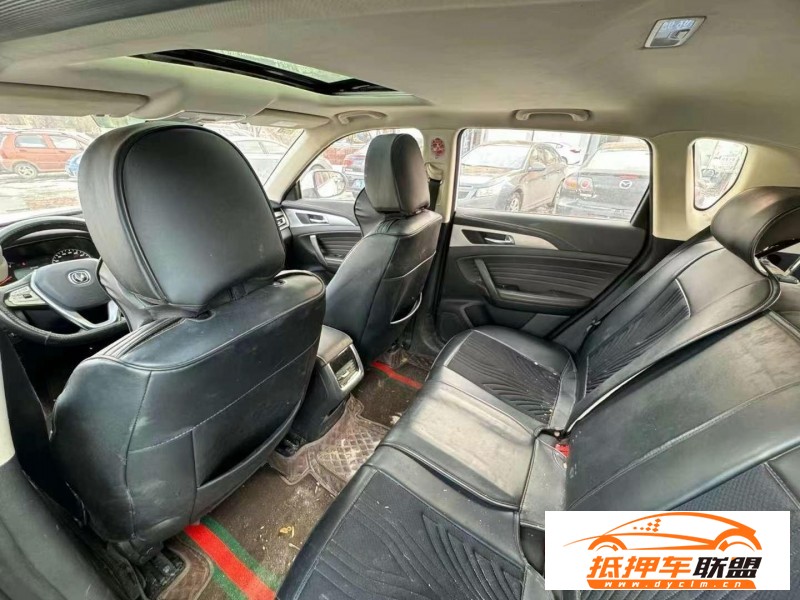  20年長(zhǎng)安CS35SUV 