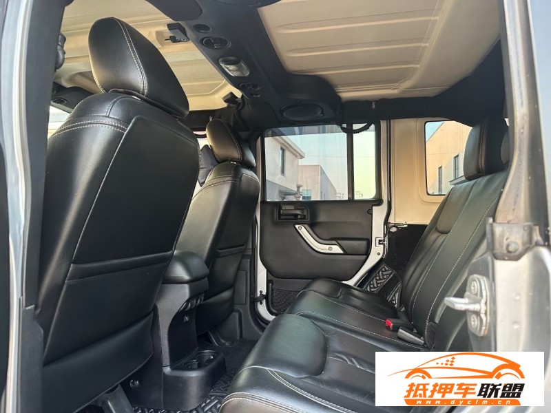  14年Jeep牧馬人SUV 