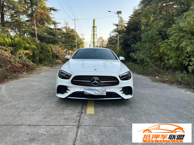  22年奔馳E轎車 