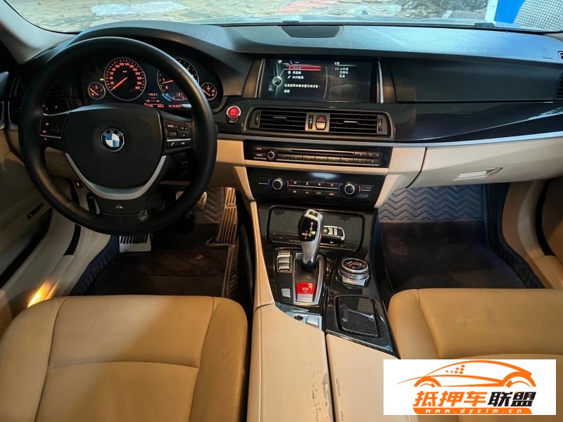  13年寶馬5系轎車 