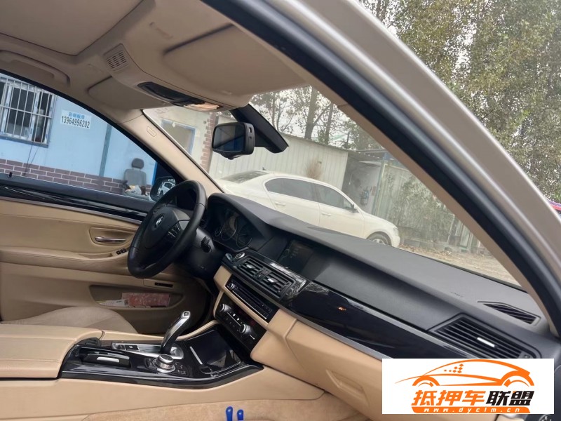  12年寶馬5系轎車 