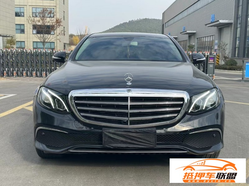  19年奔馳E轎車 