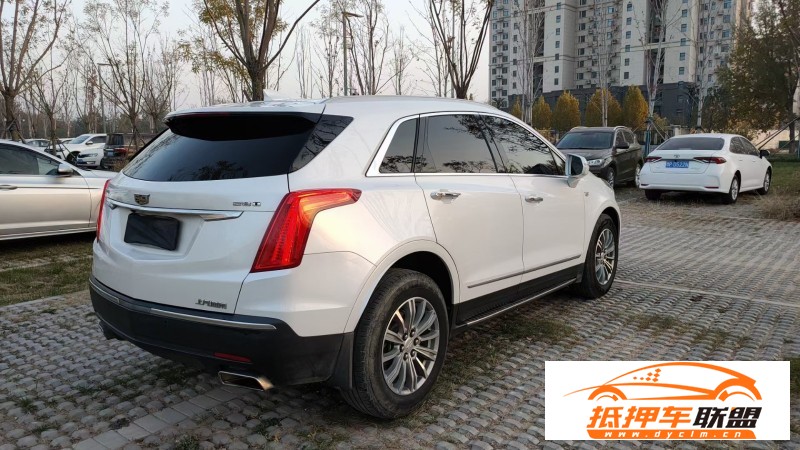  17年凱迪拉克XT5SUV 