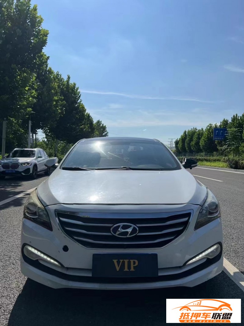  15年現(xiàn)代名圖轎車 