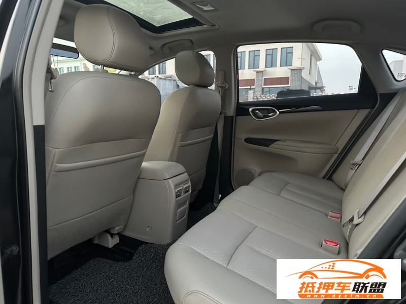  18年日產(chǎn)軒逸轎車 