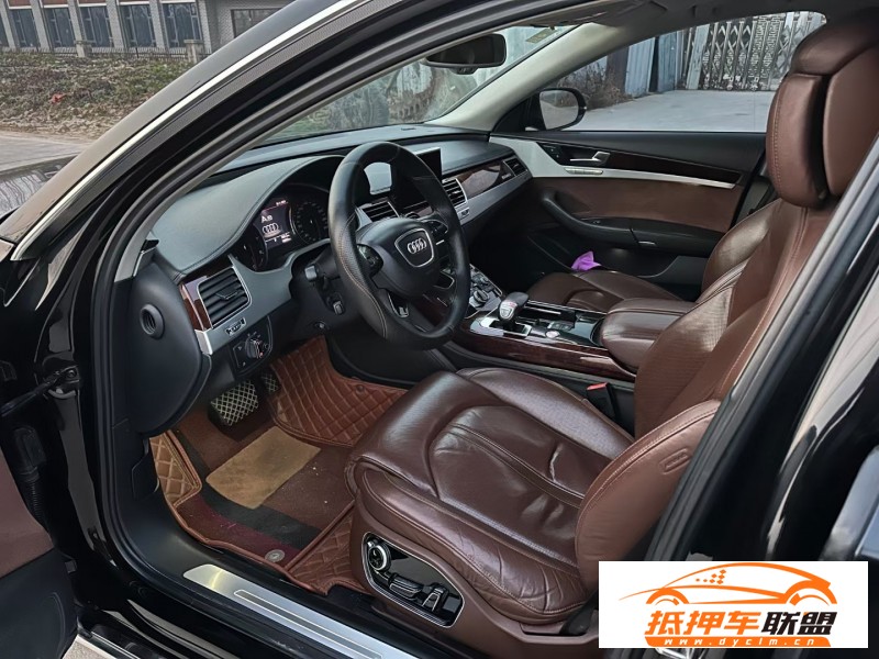  13年奧迪A8L轎車(chē) 