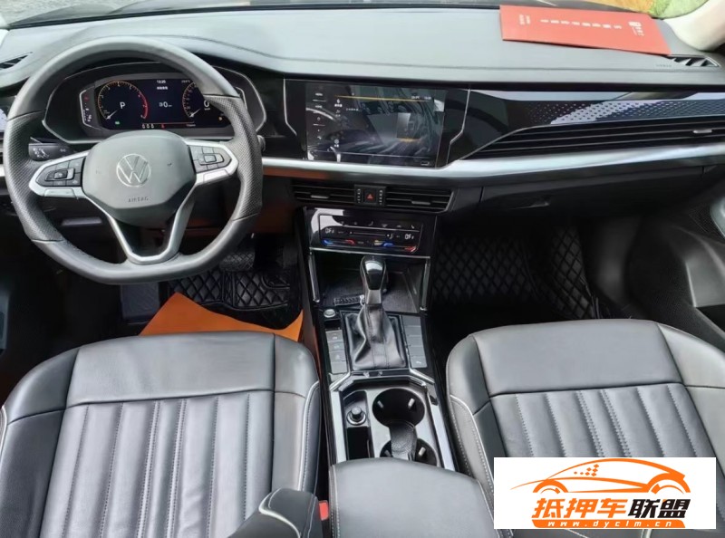 22年大眾帕薩特轎車 