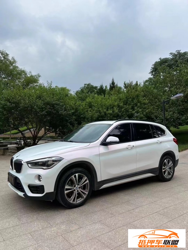  16年寶馬X1轎車 