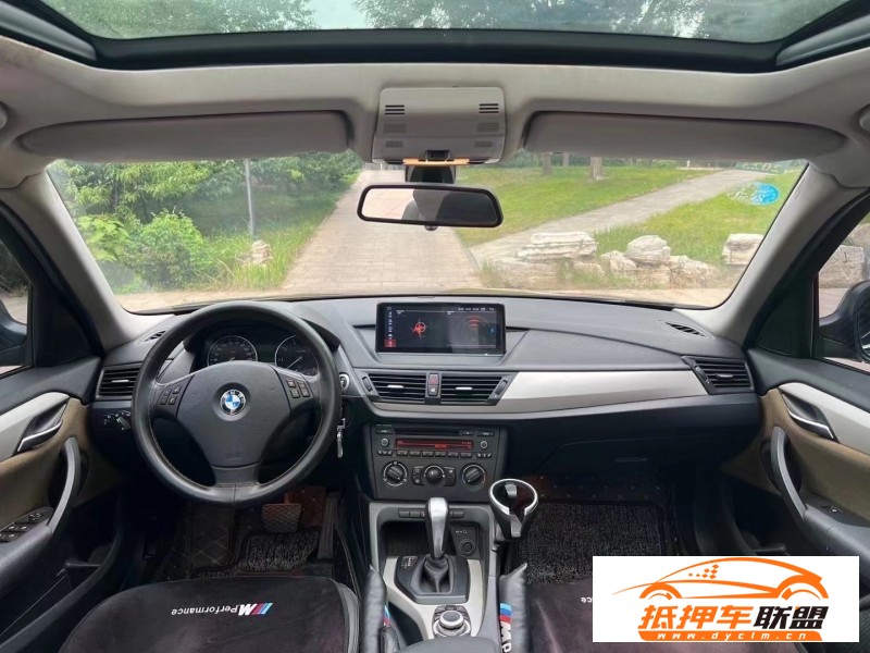  12年寶馬X1轎車 