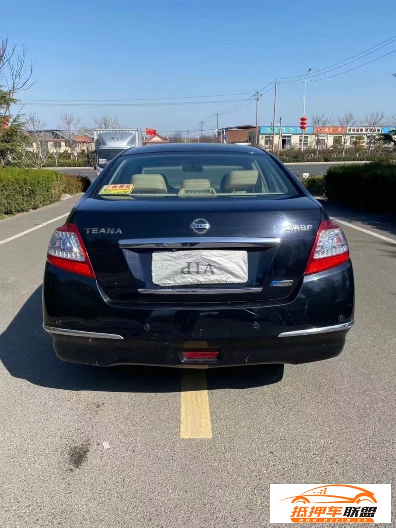  12年日產(chǎn)天籟轎車(chē) 