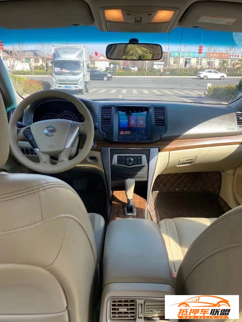  12年日產(chǎn)天籟轎車(chē) 