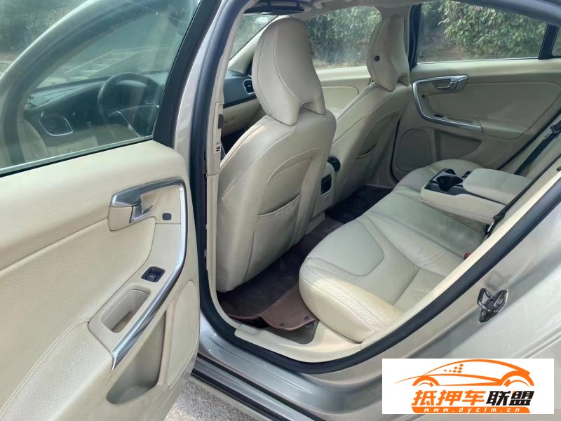  12年沃爾沃S60轎車 