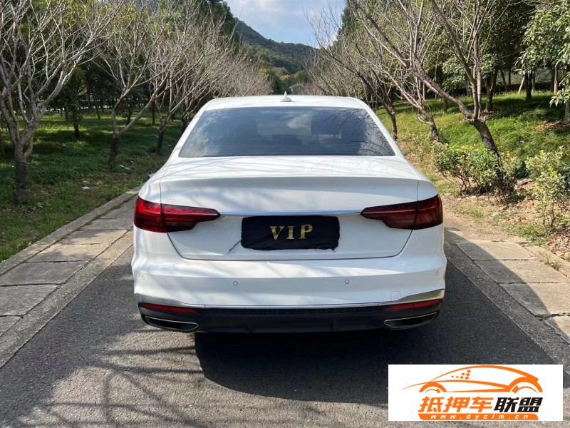  20年奧迪A4L轎車 