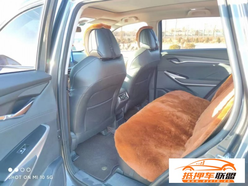  20年長安CS75SUV 