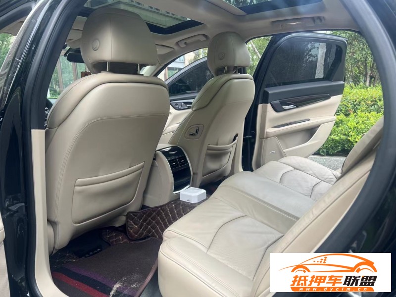 16年凱迪拉克CT6轎車 