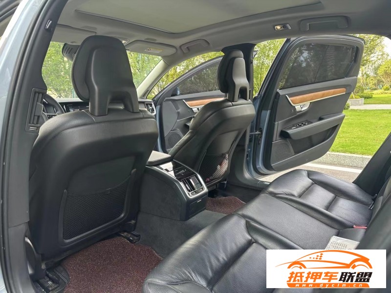  18年沃爾沃S90轎車 