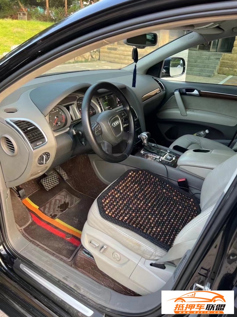  12年奧迪Q7轎車(chē) 