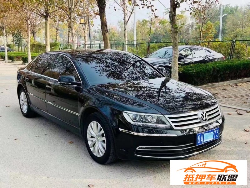  15年大眾輝騰轎車 