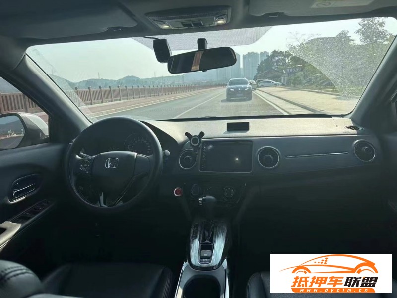  22年本田XRV轎車 